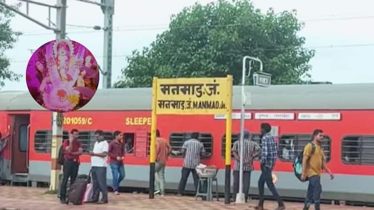 Ganesh Chaturthi 2024 Godavaricha raja 27 year tradition of Ganeshotsav in Godavari Express is broken Nashik Maharashtra Marathi News 'गोदावरीच्या राजा'ला यंदा ब्रेक, गोदावरी एक्स्प्रेसमधील गणेशोत्सवाची 27 वर्षांची परंपरा खंडित, प्रवाशांनी व्यक्त केली नाराजी