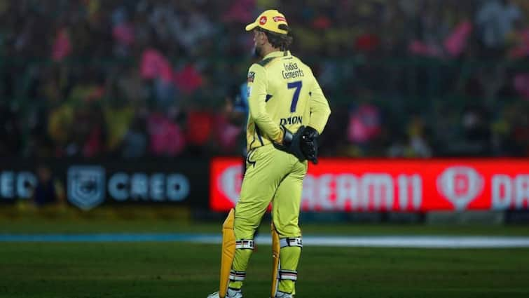 MS Dhoni Should Retire Before IPL 2025 7 Reasons Indian Premier League Chennai Super Kings CSK Legend Thala 7 Reasons Why MS Dhoni Should Retire Before IPL 2025