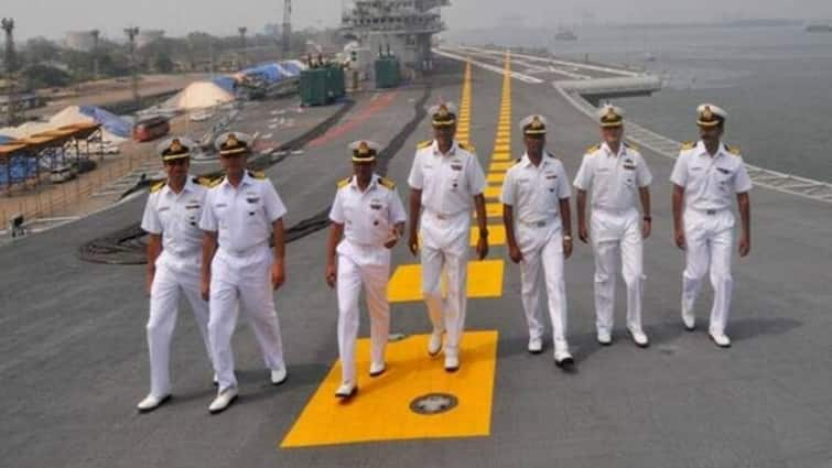 Indian Navy Sailor Recruitment 2024 Apply for SSR Medical Assistant 02-2024 batch registration begins Indian Navy Recruitment: ভারতীয় নৌবাহিনীতে নাবিক পদে নিয়োগ, শুরু হয়েছে রেজিস্ট্রেশন, কবে পর্যন্ত আবেদন করা যাবে?