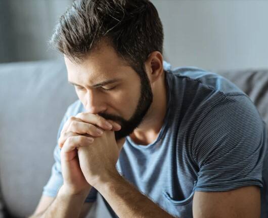 ਤੁਸੀਂ ਦੇਖਿਆ ਹੋਵੇਗਾ ਕਿ ਮਰਦਾਂ ਨੂੰ ਅਕਸਰ ਅਚਾਰ ਖਾਣ ਤੋਂ ਰੋਕਿਆ ਜਾਂਦਾ ਹੈ। ਸ਼ਾਸਤਰਾਂ ਅਨੁਸਾਰ ਅਚਾਰ ਦਾ ਸੇਵਨ ਮਰਦ ਕਰਦੇ ਹਨ, ਪੁਰਾਣੇ ਸਮਿਆਂ ਵਿੱਚ ਇਸ ਦਾ ਸੇਵਨ ਕਾਮ ਇੱਛਾ ਨੂੰ ਕਾਬੂ ਕਰਨ ਲਈ ਕੀਤਾ ਜਾਂਦਾ ਸੀ। ਅੱਜ ਅਸੀਂ ਤੁਹਾਨੂੰ ਕੁਝ ਅਜਿਹੀਆਂ ਚੀਜ਼ਾਂ ਬਾਰੇ ਦੱਸਣ ਜਾ ਰਹੇ ਹਾਂ, ਜਿਨ੍ਹਾਂ ਦਾ ਜ਼ਿਆਦਾ ਸੇਵਨ ਮਰਦਾਂ 'ਚ ਨਪੁੰਸਕਤਾ ਦਾ ਕਾਰਨ ਬਣ ਸਕਦਾ ਹੈ।