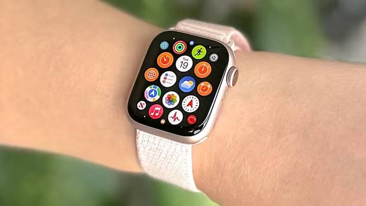 Apple Launch Soon apple watch series 10 to be launched on september 9 sensor will alert for sleep apnea Apple Watch Series 10 માં મળશે ખાસ ફિચર્સ, ઊંઘ સાથે જોડાયેલી બીમારીએ વિશે બતાવી દેશે સેન્સર