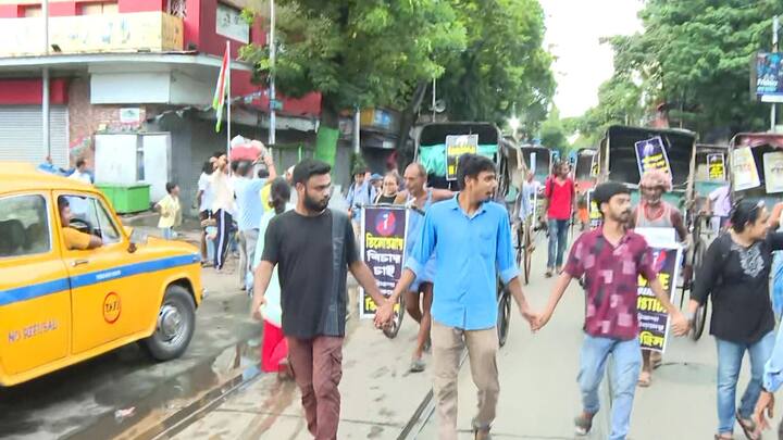 আর জি করে চিকিৎসককে ধর্ষণ-খুনের ঘটনায় বিশ্বজুড়ে প্রতিবাদের ঝড় উঠেছে। এই আবহে আজ আমেরিকা, ব্রিটেন-সহ বিশ্বের বিভিন্ন দেশে একাধিক জায়গায় বিক্ষোভ-প্রতিবাদ কর্মসূচির ডাক দেওয়া হয়েছে।