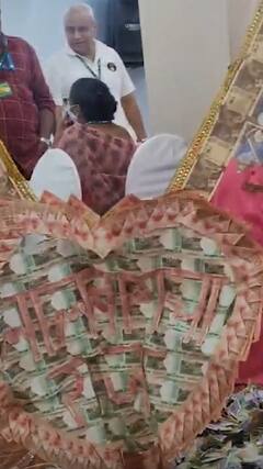 Ganesh Chaturthi: लालबाग के राजा को पहले दिन इतना चढ़ावा | ABP Shorts