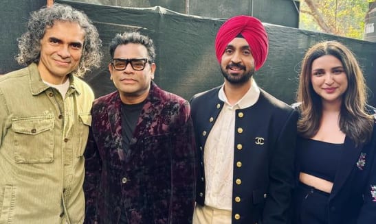 जिस सिंगर के बारे में हम आपको बता रहे हैं उसने दुनिया भर में खास और बड़ी पहचान बनाई हैं. ये सिंगर होने के साथ ही मशहूर म्यूजिक कंपोजर भी हैं.