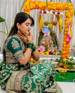 Sravanthi Chokarapu : సాంప్రదాయిని లుక్​లో స్రవంతి చోకరపు.. ముక్కెర మాత్రం స్పెషల్ అటెన్షన్​ని గ్రాబ్ చేస్తోందిగా