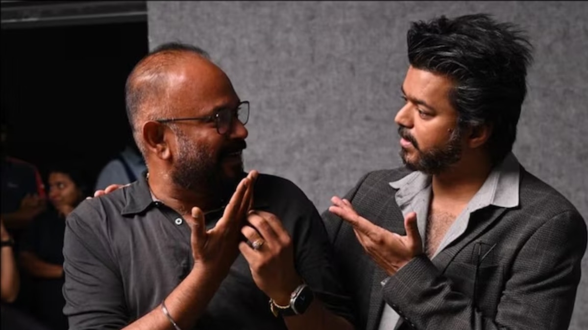 The Goat Director Venkat Prabhu Explains The Reason Behind Removing Vijay  Cloning Scene | The Goat : விஜய் குழம்பிட்டார் அதான் கதையை மாற்றினேன்...  உண்மையான தி கோட் இதுதான்