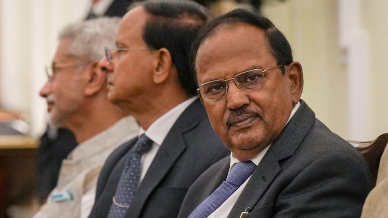 nsa ajit doval to visit moscow brics summit russia ukraine peace talks भारत रुकवाएगा रूस-यूक्रेन युद्ध! NSA अजित डोभाल जा रहे मॉस्को