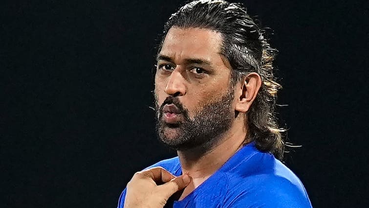 These 5 reasons why MS Dhoni Should retire before IPL 2025 Chennai Super Kings CSK इन 5 वजहों से एमएस धोनी को IPL 2025 से पहले ले लेना चाहिए संन्यास, आपको भी जानना जरूरी