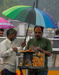 Delhi Weather: दिल्ली का मौसम हुआ कूल, बारिश का अलर्ट, 13 सितंबर तक कैसा रहेगा मौसम?