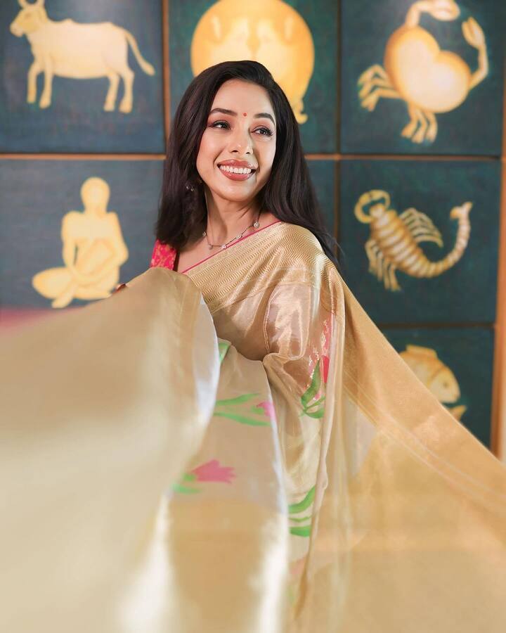 ऐसे में आपको जानकर हैरानी होगी कि रुपाली की लाइफ में एक वक्त ऐसा भी था. जब एक्ट्रेस का परिवार इतनी तंगी से गुजर रहा था कि वो 50 रुपए कमाने के लिए 15 किमी तक पैदल चलती थी.