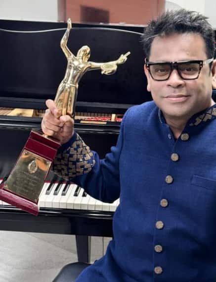 এ আর রহমান এর  এই মন্তব্য ঘিরে কার্যত বিভক্ত বলিউড। কিন্তু তিনি কী এমন বলেছিলেন? তিনি বলেন, '
