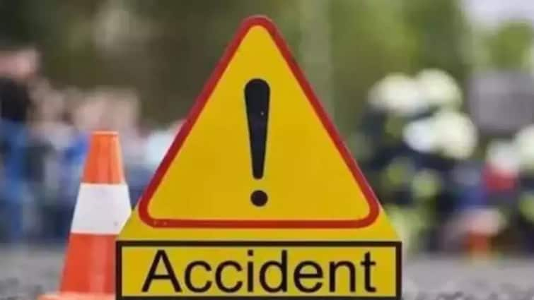 government bus -car accident ramanathapuram 5 death know full details here Accident: காலையிலே சோகம்! பேருந்தில் மோதி நொறுங்கிய கார் - 2 குழந்தைகள் உள்பட 5 பேர் மரணம்