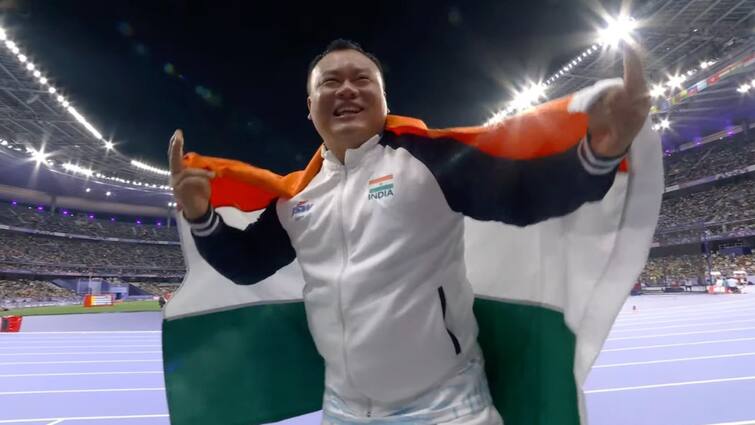 Hokato Sema army man injured in mine blast wins shot put bronze says inspired by Neeraj Chopra Paris Paralympics 2024: యుద్ధ రంగం నుంచి పారిస్‌ పతకం వరకూ, ఓ సైనికుడి వీర గాధ