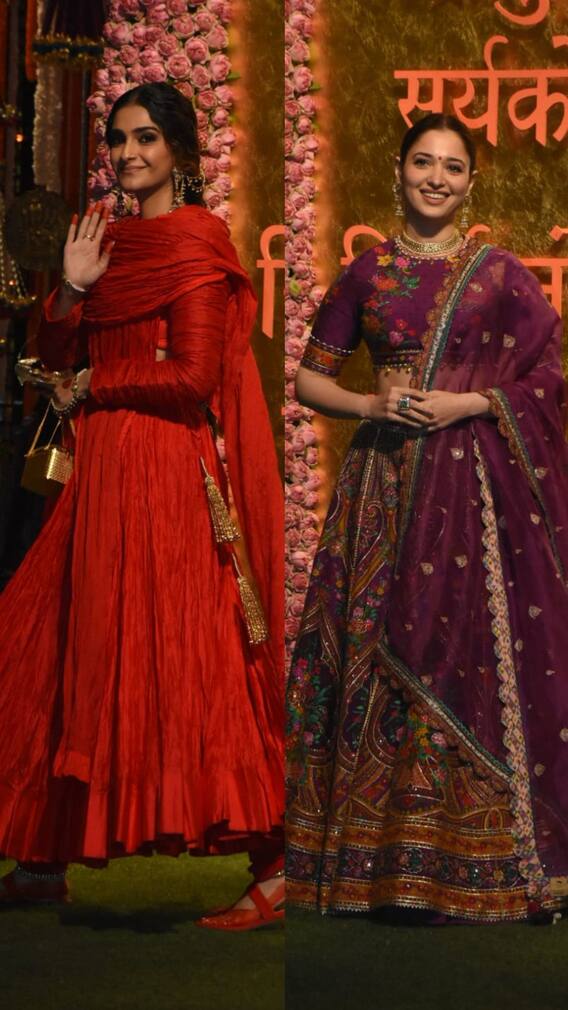 আম্বানিদের গণপতি আরাধনায় চাঁদের হাট