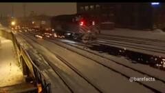 Burning Track: આ દેશમાં ટ્રેન આવતા પહેલા પાટા પર લગાવવામાં આવે છે આગ, કારણ જાણીને ચોંકી જશો તમે