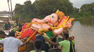 Vinayagar Chaturthi 2024:  சேலத்தில், நீர் நிலைகளில் கரைக்கப்பட்ட விநாயகர் சிலைகள்.. வழிபட குவிந்த மக்கள்..