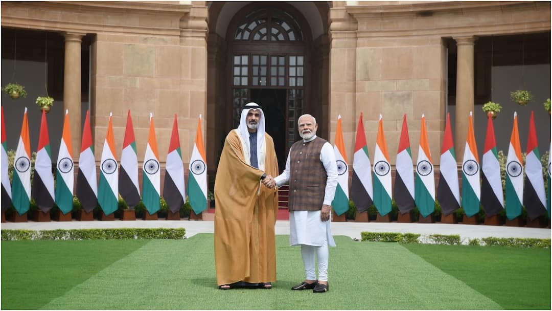 PM Modi Meets Abu Dhabi Crown Prince; Holds Discussion On Strengthening Bilateral Ties PM Modi Meets Abu Dhabi Crown Prince; Holds Discussion On Strengthening Bilateral Ties