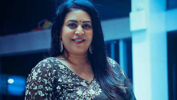 Bezawada Bebakka: వాళ్లిద్దరూ తేనెపూసిన కత్తులు... హౌస్ నుంచి బయటకు వచ్చాక బేబక్క షాకింగ్ కామెంట్స్ Bezawada Bebakka: వాళ్లిద్దరూ తేనెపూసిన కత్తులు... హౌస్ నుంచి బయటకు వచ్చాక బేబక్క షాకింగ్ కామెంట్స్