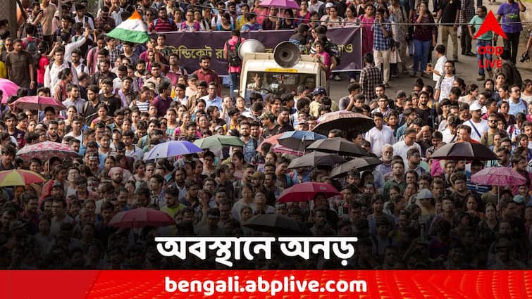 R G Kar Protest Nabanna Mailed to Junior Doctors For Meeting Protesters Reaction On This R G Kar Protest: যে ভাষায় মেল, অপমানজনক... অনড় আন্দোলনকারী জুনিয়র চিকিৎসকরা