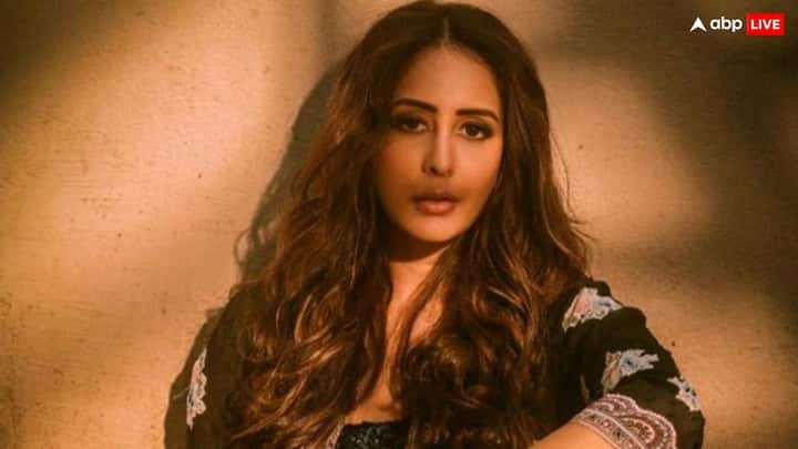 Chahat Khanna Personal Life: एक्ट्रेस ने अपनी जिंदगी में काफी दुख झेला है. उन्होंने दो बार शादी की और दोनों ही असफल रहीं. एक्ट्रेस ने फिजिकल अब्यूज भी फेस किया.