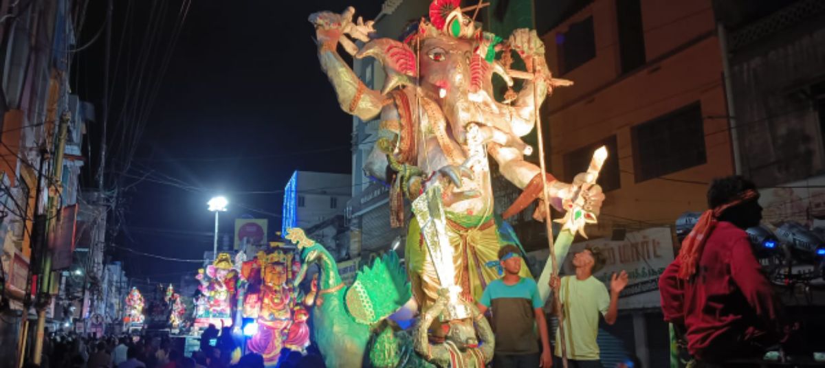 Vinayagar Chaturthi 2024:  திருச்சி காவிரி ஆற்றில் விடிய விடிய கரைக்கப்பட்ட விநாயகர் சிலைகள்