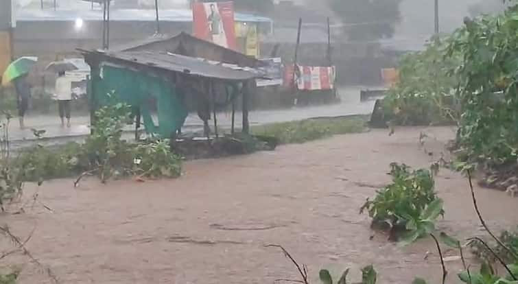 Surat Rainfall News six inch rainfall in the umarpada in last two hours monsoon update Surat Rain: ઉમરપાડામાં આભ ફાટ્યુ, બે કલાકમાં સાડા છ ઇંચ વરસાદ ખાબકતાં જનજીવન અસ્તવ્યસ્ત