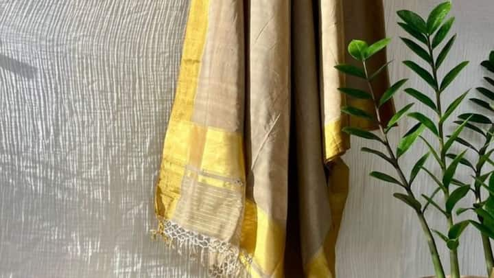 6. Revival of handlooms: Hence, it is important that Onam is used to celebrate the beauty of handlooms. Traditional clothing materials like sarees, dupattas and kurtas, handloomed in cotton, silk and linen, are not only comfortable in such weather but also showcase the authenticity of handicraft production in the state. (Image source: Pinterest/poiemaweaves)