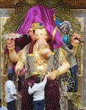 Lalbaugcha Raja Dan: लालबाग के राजा की खुली दान पेटी, तीसरे दिन के चढ़ावे में आए इतने लाख रुपये, सोने-चांदी