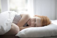 Sleeping Tips : இரவில் தூக்கம் சரியாக வரவில்லையா? அப்போ இந்த டிப்ஸ் உங்களுக்கானதுதான்!