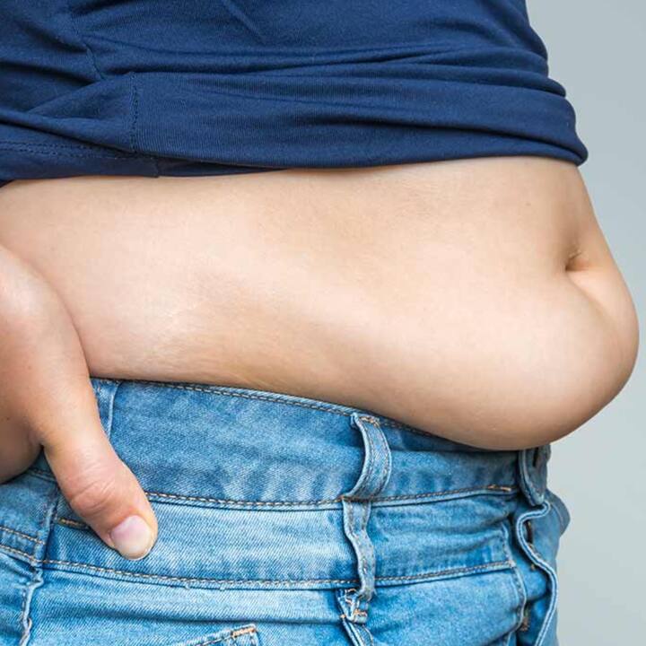 ਖੁਸ਼ਹਾਲ ਵਿਆਹੁਤਾ ਜੀਵਨ ਲਈ ਆਪਣੇ ਸਾਥੀ ਨਾਲ ਬਿਹਤਰ ਨੇੜਤਾ ਬਹੁਤ ਮਹੱਤਵਪੂਰਨ ਮੰਨੀ ਜਾਂਦੀ ਹੈ। ਬਹੁਤ ਸਾਰੀਆਂ ਚੀਜ਼ਾਂ ਹਨ ਜੋ ਤੁਹਾਡੀ ਯੋਨ ਸਬੰਧਾਂ ਨੂੰ ਪ੍ਰਭਾਵਿਤ ਕਰ ਸਕਦੀਆਂ ਹਨ ਅਤੇ ਮੋਟਾਪਾ ਉਨ੍ਹਾਂ ਵਿੱਚੋਂ ਇੱਕ ਹੈ।