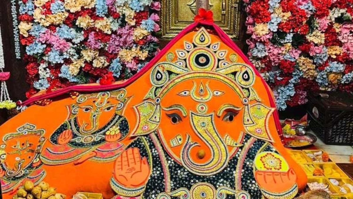 Ganeshotsav Travel : देशातील 'ही' रहस्यमयी गणेश मंदिरं, रामायणापासून ते अनेक पौराणिक कथांचा उल्लेख, जाणून आश्चर्यचकित व्हाल