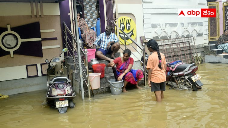 AP government is working on a compensation package for the Vijayawada flood victims Vijayawada Flood Victims : విజయవాడ వరద బాధితులకు ప్యాకేజీపై కసరత్తు -  పాడైన వస్తువుల రిపేర్లకూ డబ్బులిస్తారా ?