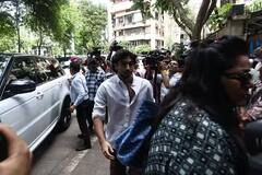 Malaika Arora Father Anil Arora passed Away : वडिलांच्या निधनाने खचली मलायका, सात्वंन करण्यास पोहचले सलीम खान, अर्जुन कपूर; पाहा फोटो...