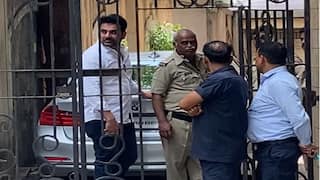 Malaika Arora Father Death: પિતાના અવસાનથી ભાંગી પડી મલાઈકા, મુ્શ્કેલ ઘડીમાં સાથ આપવા પહોંચ્યો ખાન પરિવાર