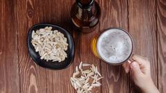 स्कूल के अंदर बियर पार्टी करती दिखी लड़कियां, वीडियो वायरल होने के बाद मचा बवाल