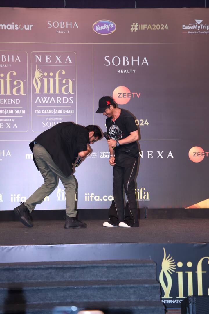 राणा ने शाहरुख और करण दोनों के पैर छुए और कहा- हम पूरी तरह से साउथ इंडियन हैं. हम ऐसा ही करते हैं. राणा के ये बात कहने के बाद सब शांत हो गए.