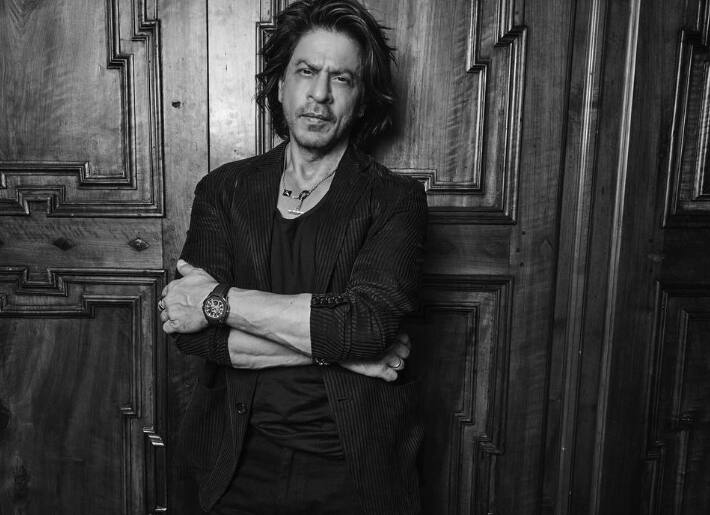 शाहरुख खान अब सुजॉय घोष द्वारा निर्देशित फिल्म ‘किंग’ में नजर आएंगे. इस फिल्म में वे अपनी बेटी सुहाना खान, अभिषेक वर्मा और अभिषेक बच्चन संग स्क्रीन शेयर करते दिखेंगे.