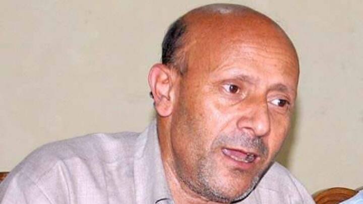 इंजीनियर राशिद साल 2008 में सरकारी नौकरी से इस्तीफा देकर राजनीति में कदम रखा था.