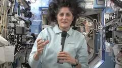 क्यों करोड़ों रुपये का होता है एक स्पेस सूट? जान लीजिए क्या करता है काम