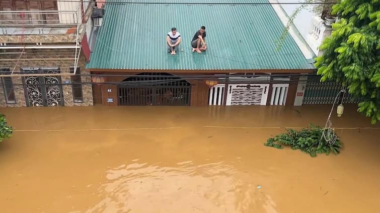 Typhoon Yagi Death Toll Rises To 197 Red River To See Little Change Typhoon Yagi Toll Rises To 197 In Vietnam, Parts Of Hanoi Remain Flooded