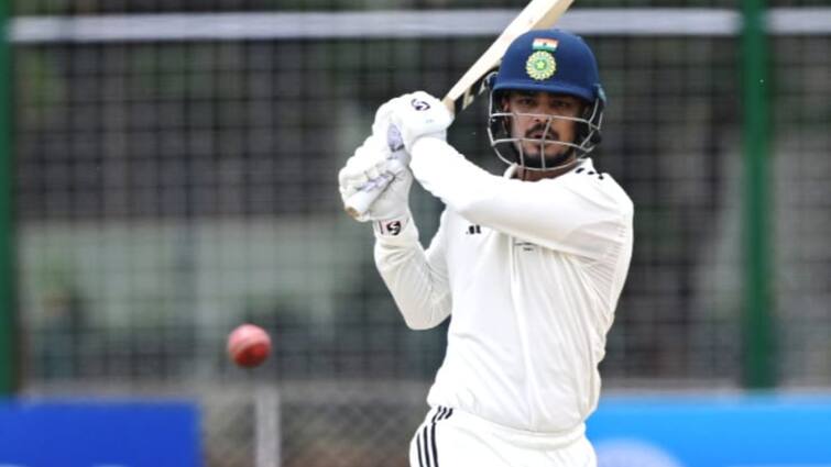 Ishan Kishan Century In Duleep Trophy On 121 Balls Here Know Latest Sports News Ishan Kishan: दिलीप ट्रॉफी में ईशान किशन का ताबड़तोड़ शतक, लेकिन क्या टीम इंडिया में होगी वापसी?