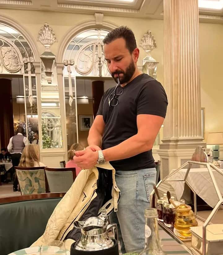 वहीं इससे पहले सैफ अली खान फिल्म ‘आदिपुरुष’ में रावण के किरदार में नजर आए थे. फिल्म में उनके साथ प्रभास और कृति सेनन दिखाई दिए थे.