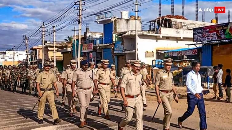 Karnataka Mandya Communal violence during Ganpati Procession in Police arrested 52 people गणपति जुलूस पर पत्थर फेंके, दुकानों- शोरूम में लगाई आग, कर्नाटक के मांड्या में हिंसा