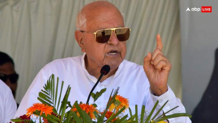 Farooq Abdullah targeted BJP on IC 814 Hijack says told them to not release terrorists 'मैंने कहा था- आतंकियों को न करें रिहा', IC-814 हाईडैक पर फारूक अब्दुल्ला का BJP पर निशाना