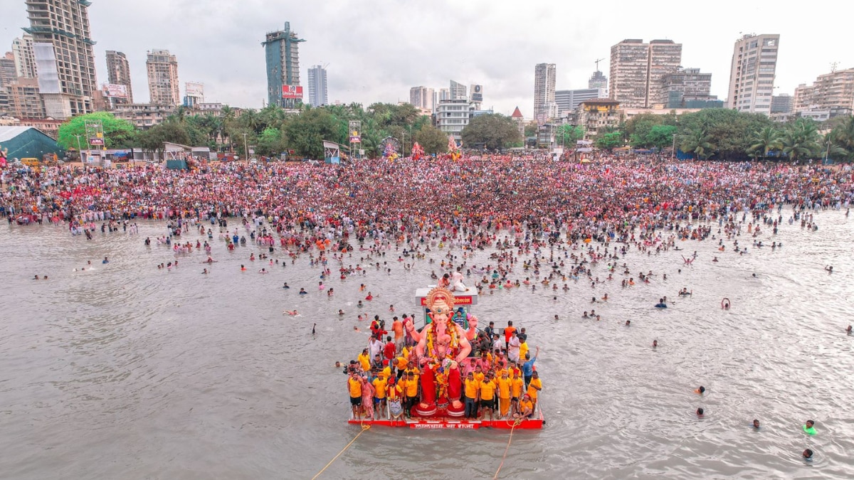 Ganesh Visarjan 2024: 5 Best Spots In Maharashtra To Witness Ganpati Visarjan