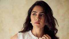 Rukmini Vasanth: ట్రెండీ, ట్రెడిషనల్..ఏ లుక్ అయినా 'సప్త సాగరాలు దాటి' చేరుకోవాలి అనిపించేంత అందం రుక్మిణి సొంతం!