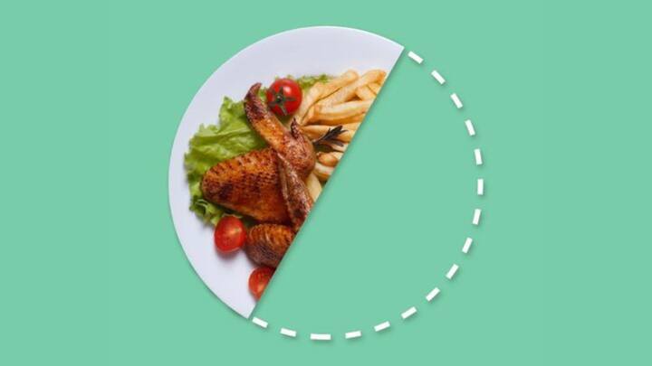 1. Portion Control: Eat small portions to enjoy different dishes without overeating. (Image Source: Pinterest/5minutecraftsofficial)