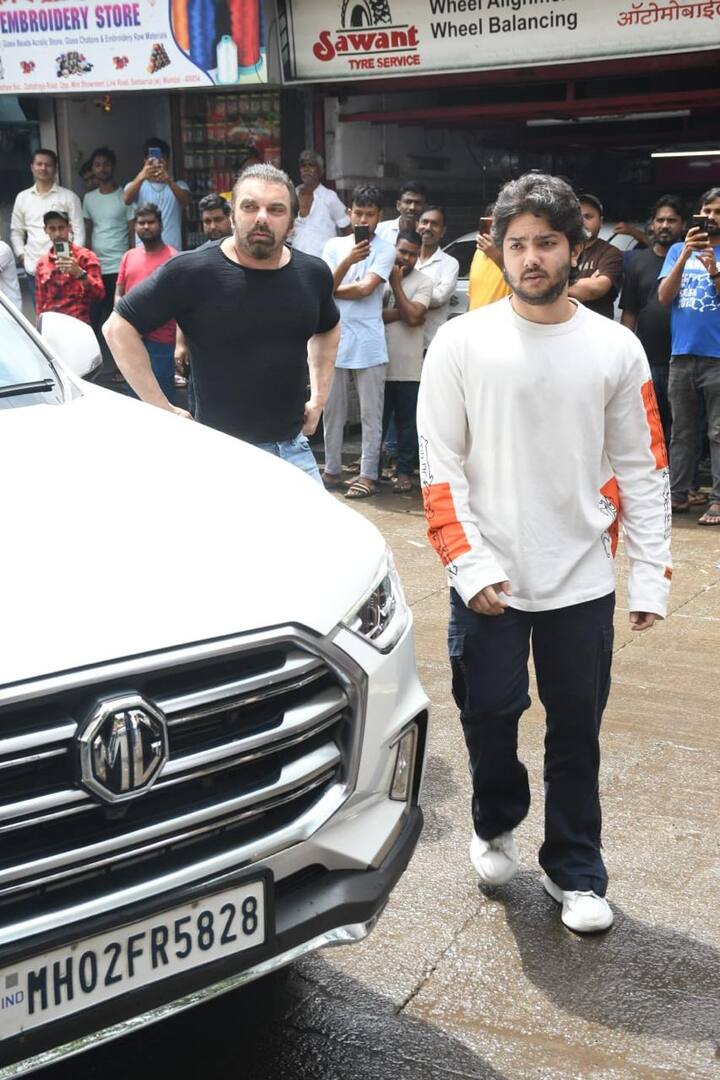 Sohail Khan was spotted arriving with his son Nirvaan Khan.