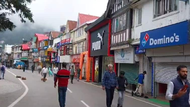 Shimla Sanjauli Mosque Row Traders Closed Shops in Protest of Himachal Police Lathi Charge ann Shimla Masjid Row: शिमला में नहीं थम रहा संजौली मस्जिद का विवाद, पुलिस के लाठीचार्ज से उखड़े व्यापारी, दुकानें बंद