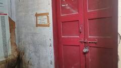 वाराणसी में आवास विकास योजना के नाम पर भ्रष्टाचार, कलेक्ट्रेट परिसर में चल रहा था अवैध कार्यालय